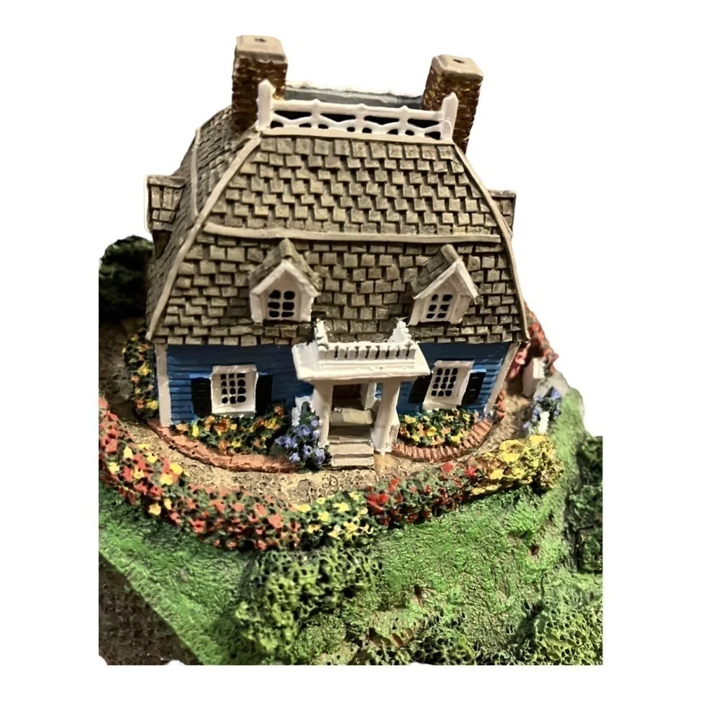 Danbury Mint Fishermans Cove Colin Gough Fishing Village Sculpture Display item